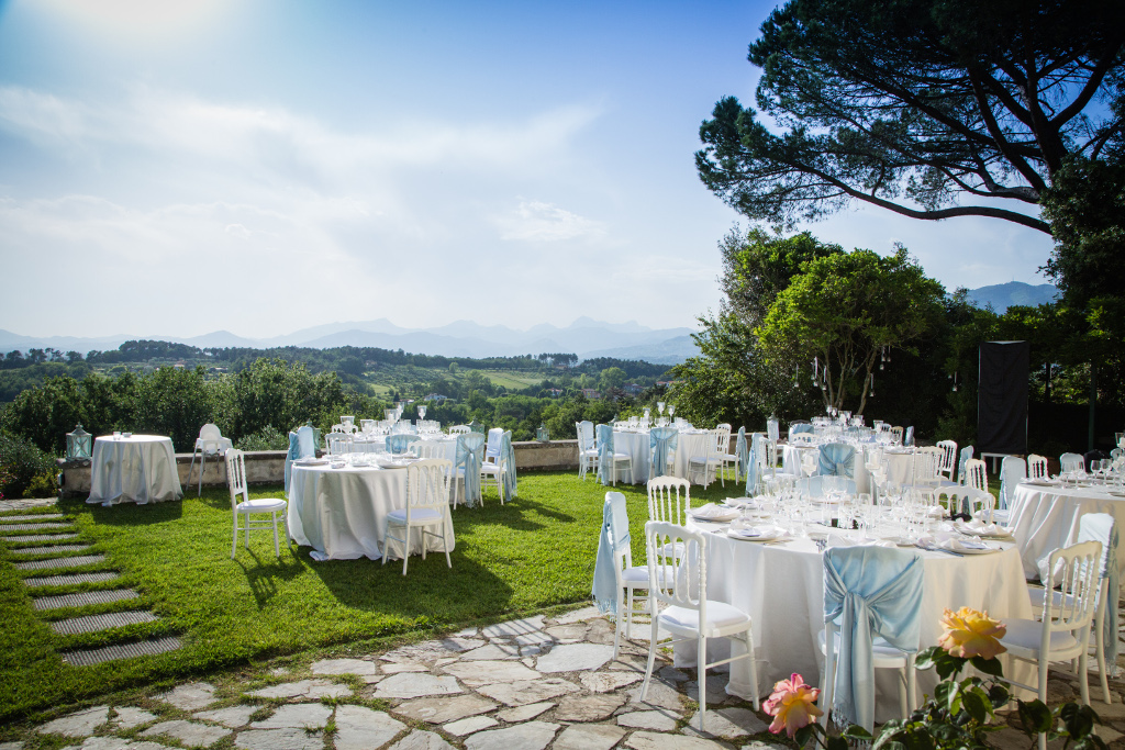 Wedding in a villa terrace lucca