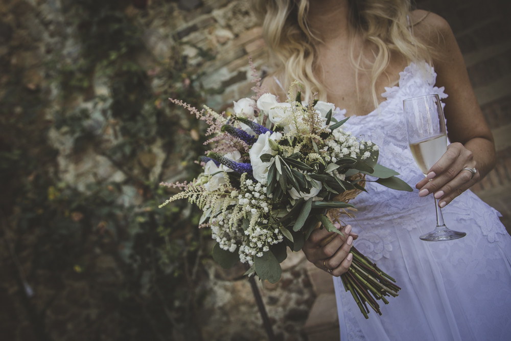 Hannes wedding accessories