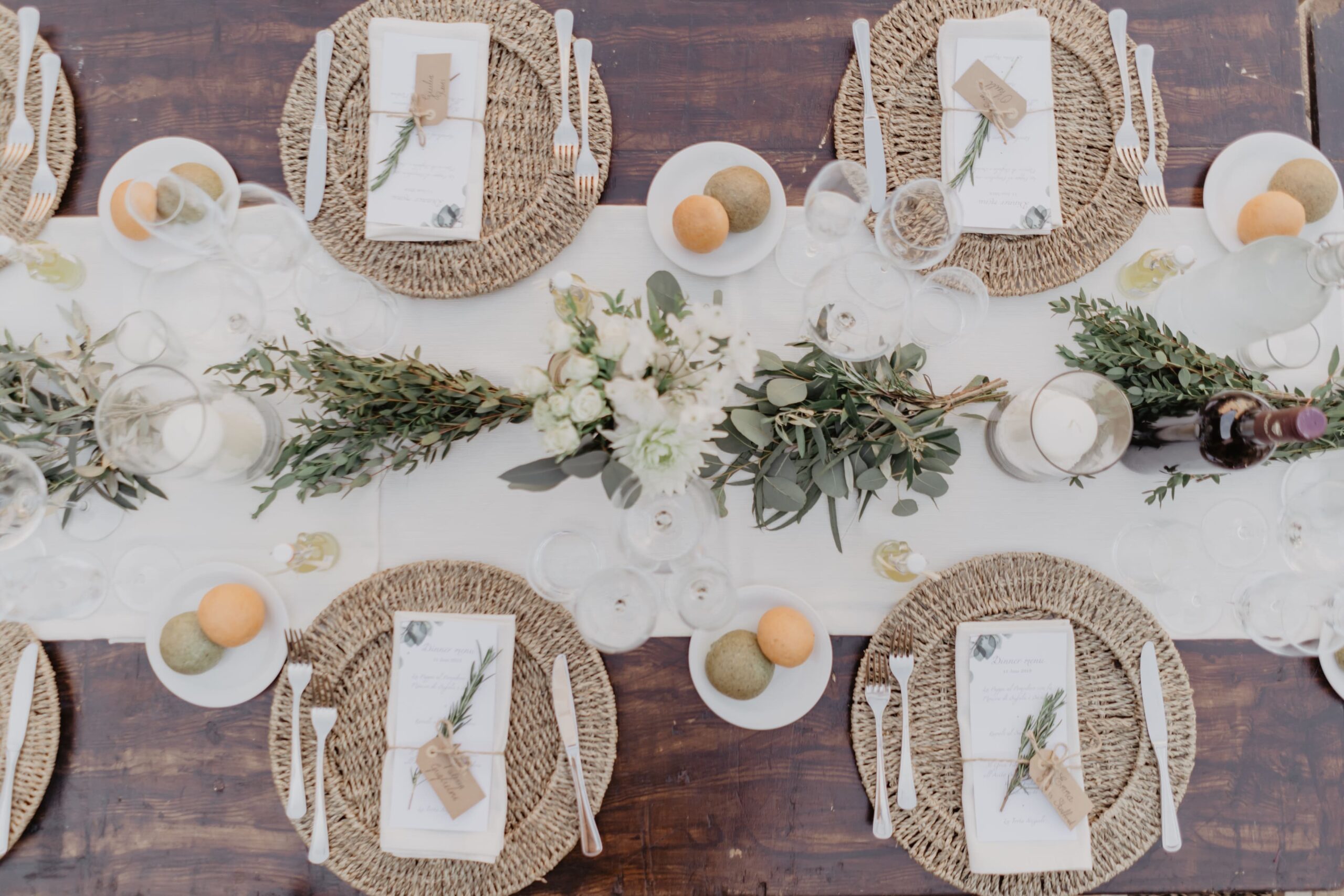 Natural wedding style